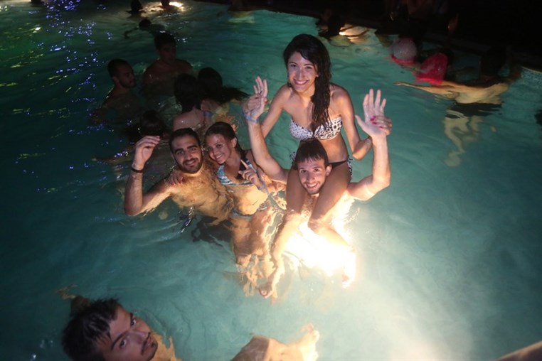 Lebanon Largest FOAM Party 3 (3)